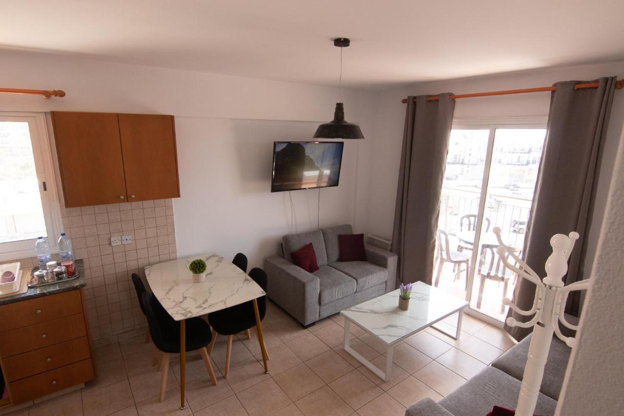 Amelia Two Bedroom Apartment - 202 Paphos Exteriér fotografie